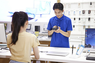 智領(lǐng)未來(lái) 探索腦機(jī)接口與數(shù)碼產(chǎn)品融合的銷(xiāo)售新藍(lán)海